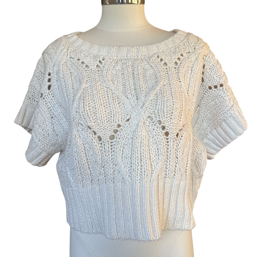 By Together NWT Cream Crochet Top Short Sleeve Crop Sweater L - Picture 7 of 7